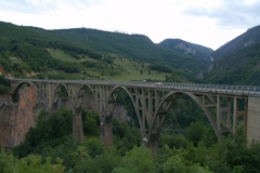 Most přes řeku Taru