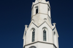 Věž kostela v městečnu Mörbich
