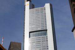Nejvyšší mrakodrap ve Franfurtu Commerzbank Tower vysoký 259 metrů