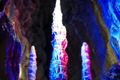 Osvětlené stalagnáty