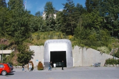 Vstup do největší víceúčelové haly v podzemí na světě(město Gjovik)