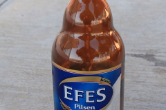 Pivečko Efes ke snídani.